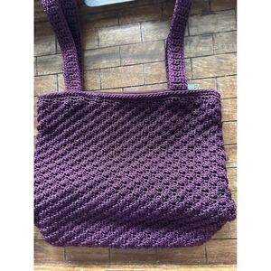 The Sak Elliott Lucca Crochet Shoulder Bag Plum Purple Zip Top Tote Handbag EUC